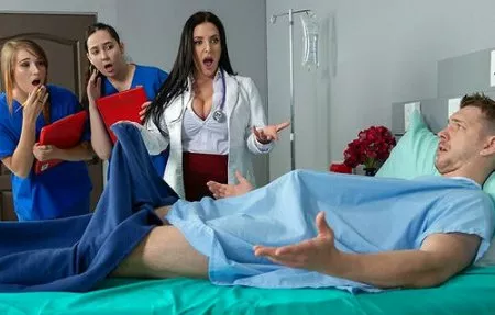доктор трахает пациента порно видео