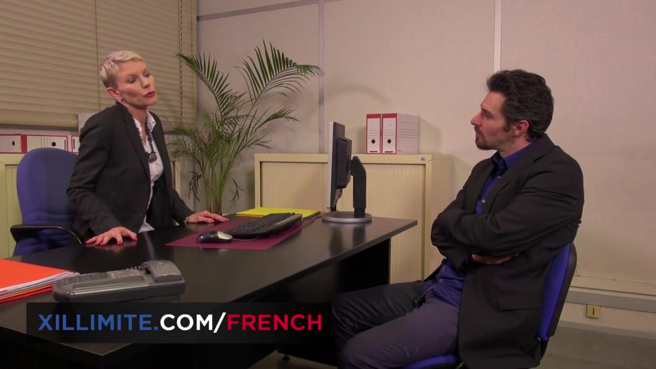 Французский анал в офисе
